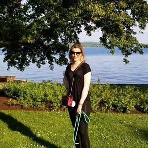 Meet your Posher, Hannah